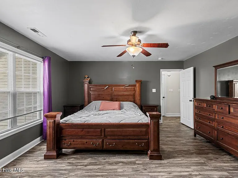 132 Forest Bluff Dr — Photo 16