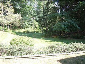 4th image of 144 Roycroft Cir