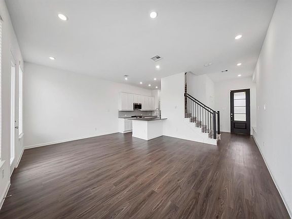 3rd image of 5635 Foggy Vine Ct