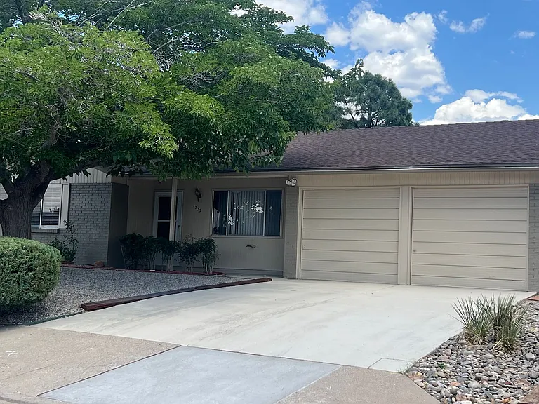 1232 Hupmobile Dr NE — Photo 3