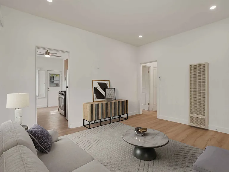 2317-2321 Ocean Park Blvd — Photo 5