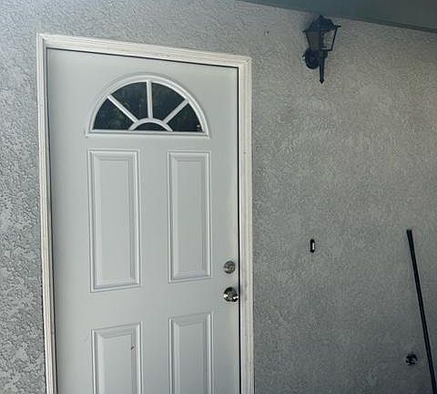 5th image of 1101 E 5th St #F