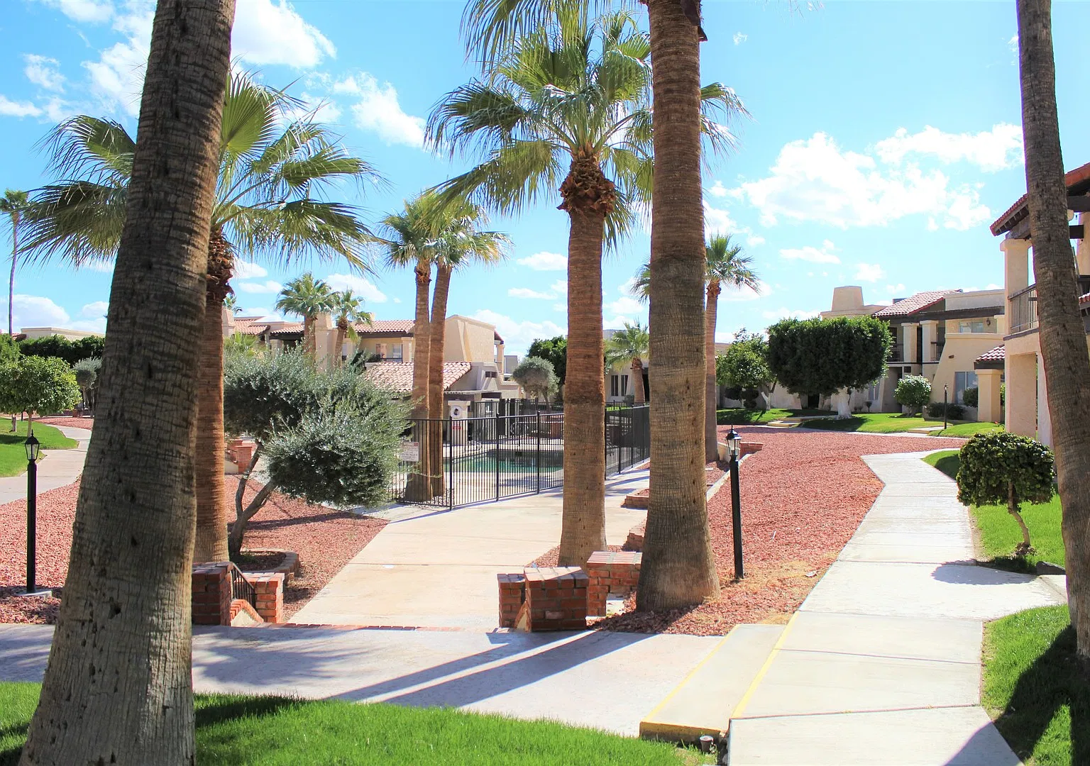 2 Story Condo Centrally Located — Photo 2