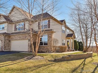 91 Oak Creek Ct, North Aurora, IL 60542