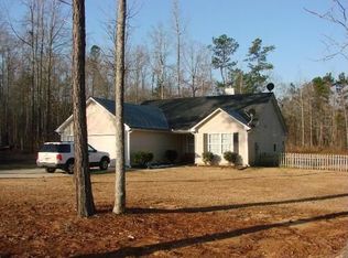 71 Madison Dr, Gay, GA 30218