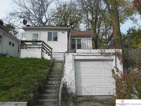 4th image of 3616 N 44th Ave