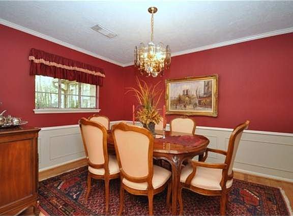 2nd image of 26 Briar Hill Dr