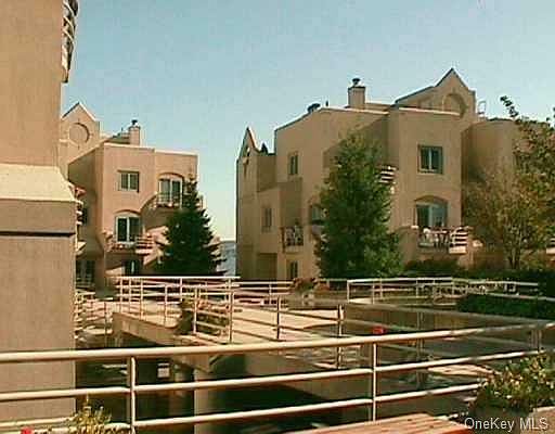 3rd image of 6 Burd St APT 1401