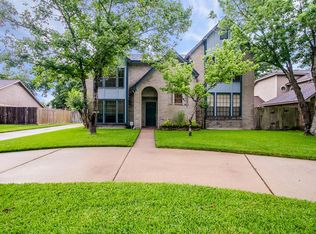 9907 Churchill Way Dr, Houston, TX 77065