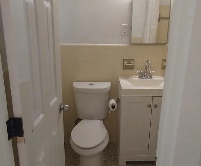 901 NE 16th Ave #8 — Photo 8