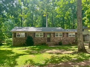 305 Anglewood Dr, Simpsonville, SC 29680