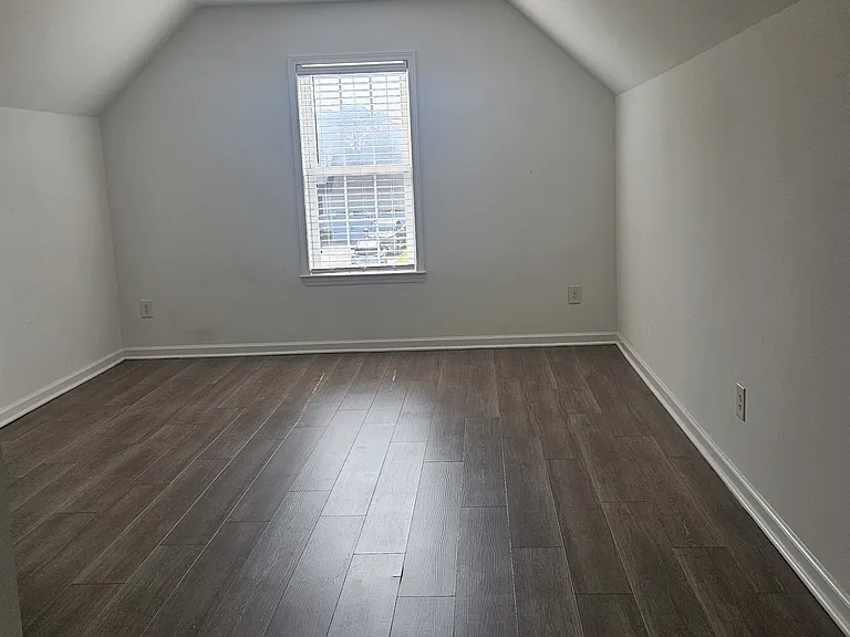 Upstairs Bedroom 1
