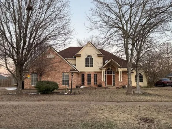 1808 Emberwood Cir, Bossier City, LA 71111