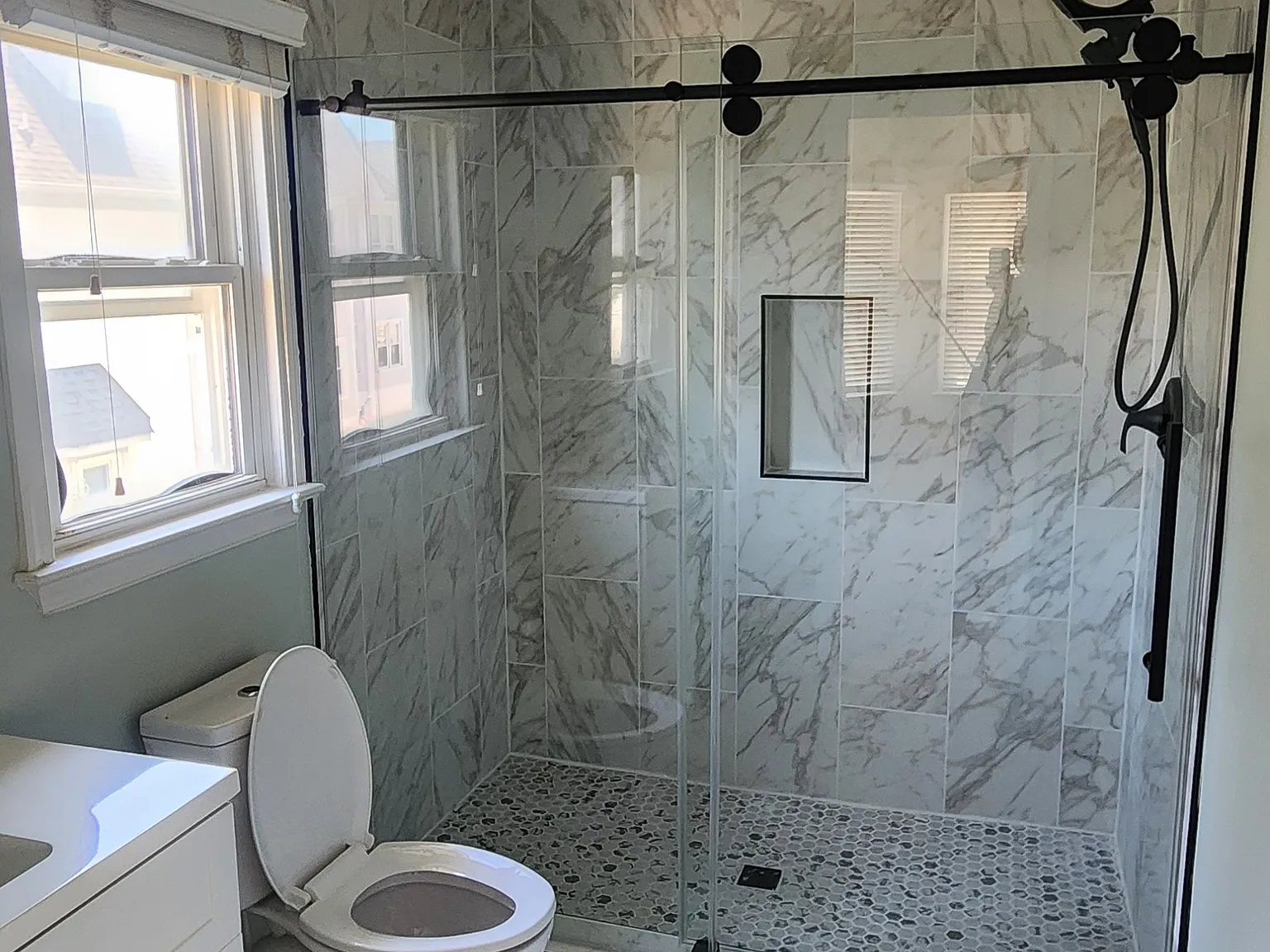 801 Baltic Walk — Photo 4