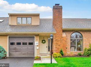 432 Deerfield Dr, Hanover, PA 17331