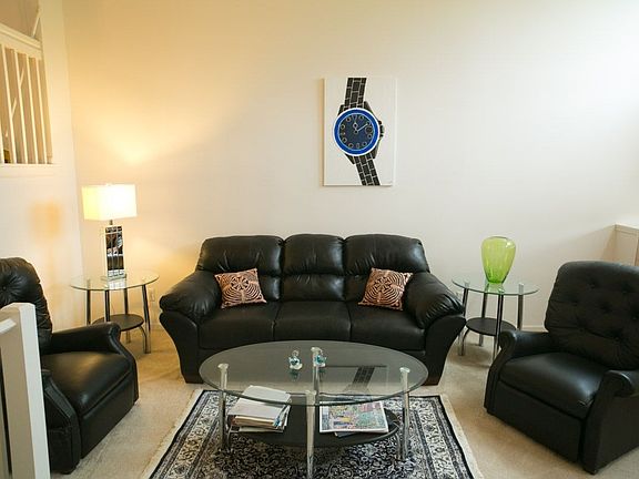 5th image of 1858 Lindsay Ln