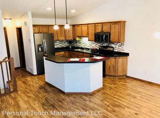 2420 5th St W APT D, West Fargo, ND 58078