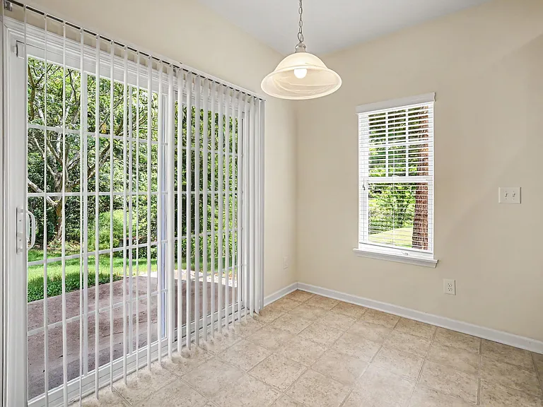 13809 Singleleaf Ln — Photo 5