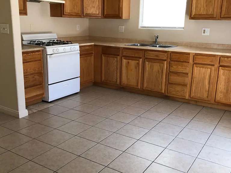 2030 Kentucky St #3 — Photo 16