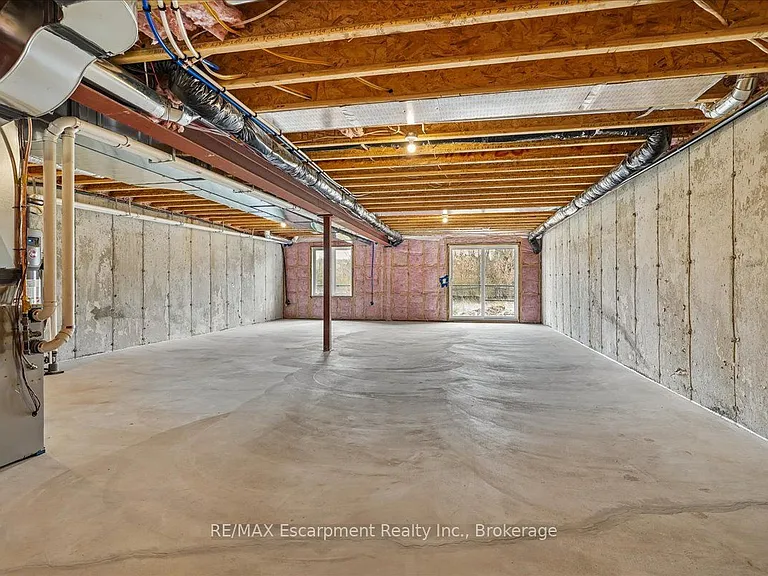 76 Valley Trail Pl — Photo 37