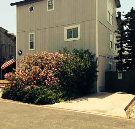 3rd image of 732 Sandcastle Dr #7