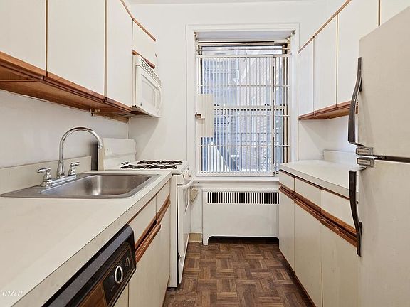 4th image of 35-24 72nd St #2D
