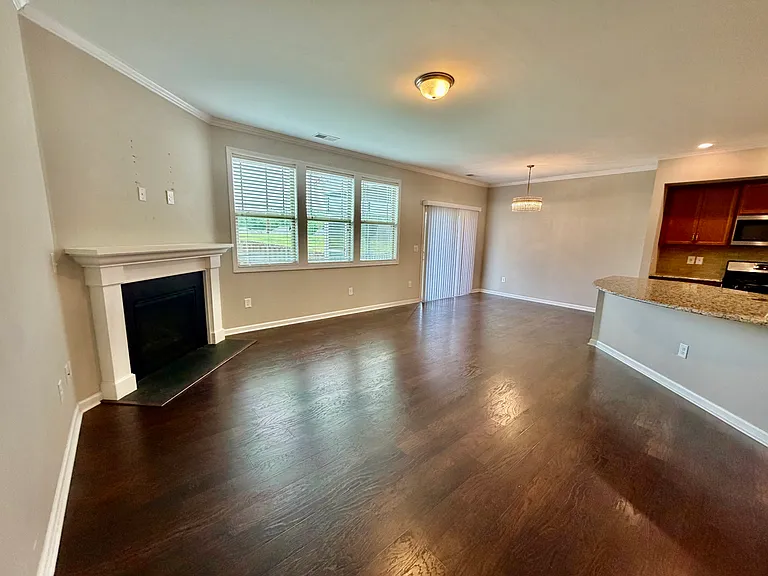 1828 Birdhouse Ln — Photo 11