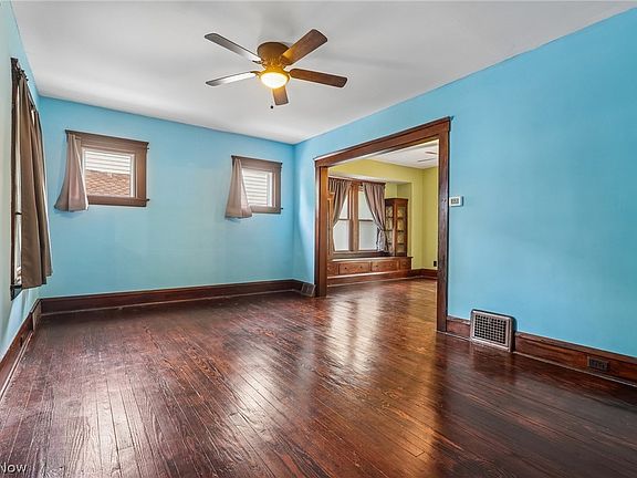 4th image of 1531 Winchester Ave