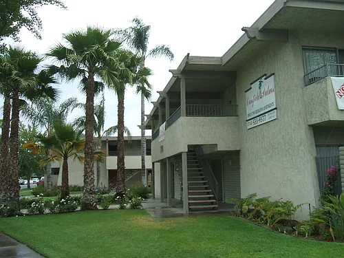 1540 E. Canfield Lane Photo 1