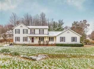 1140 Deepwood Dr, Macedonia, OH 44056