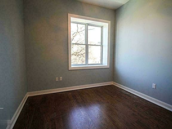 4th image of 649 Marcy Ave #2R
