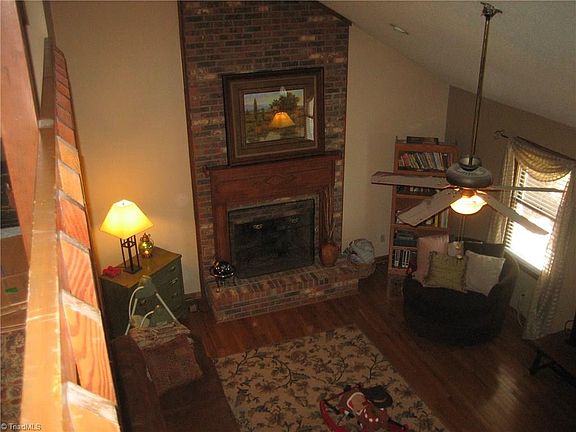 4th image of 5504 Jennifer Ct