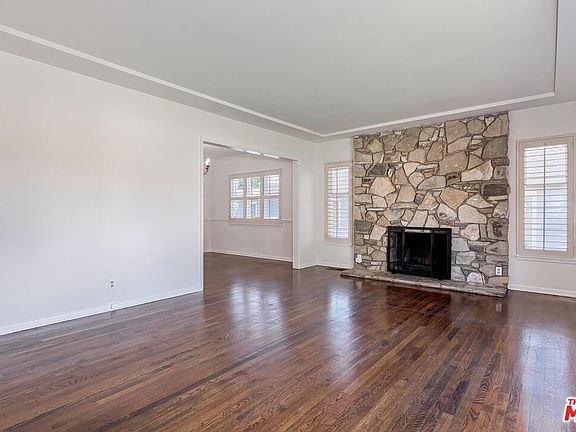 4th image of 7719 Hosford Ave