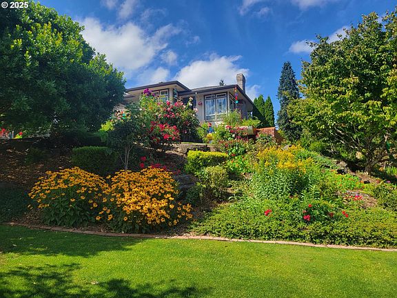 Front Yard-View From>