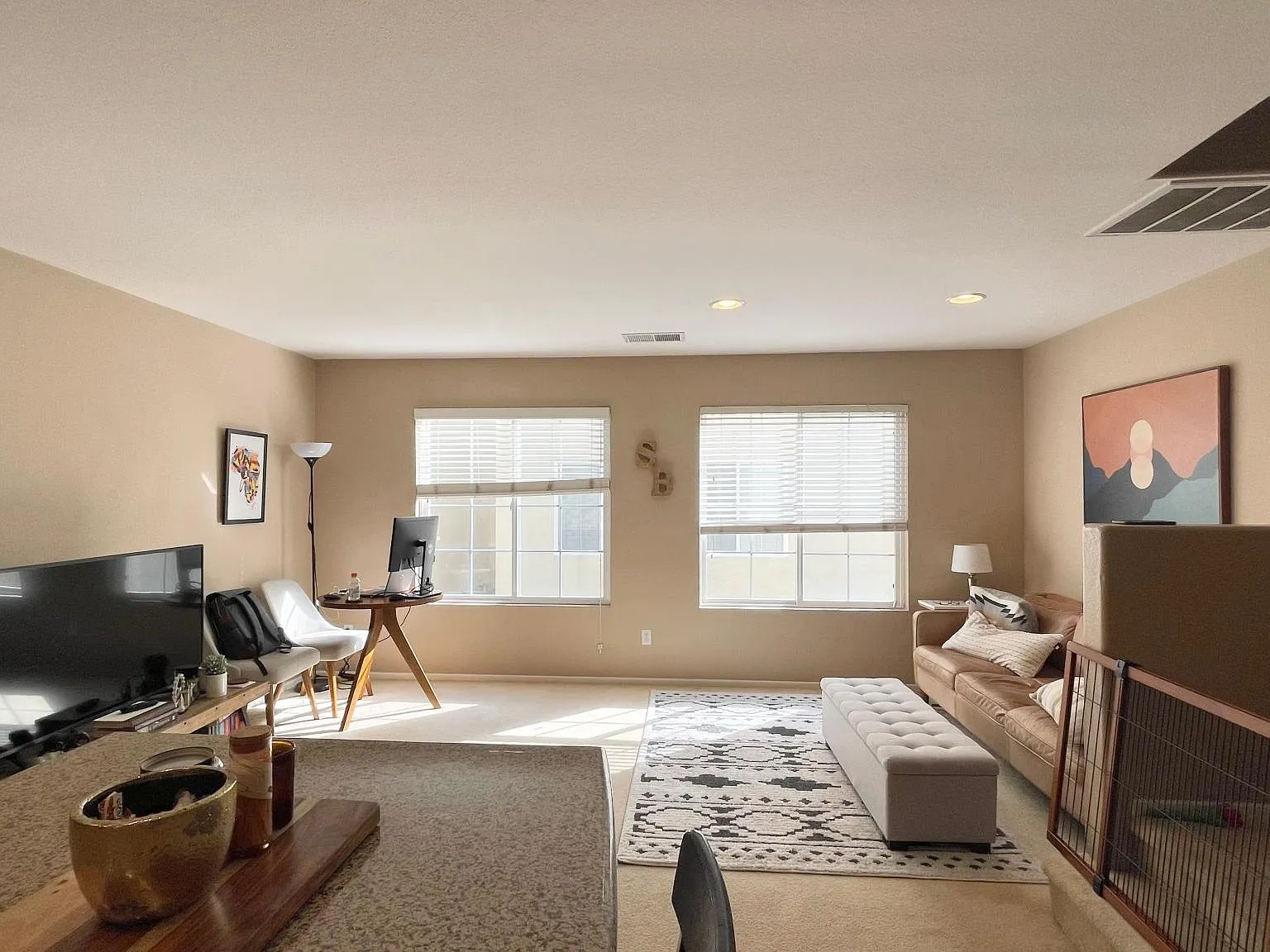 2 bed, 2.5 bath, 1231 sqft, $3,700 — Photo 4