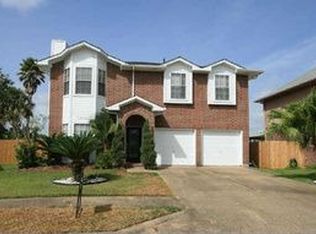 1834 Oak Ridge Dr, Kemah, TX 77565