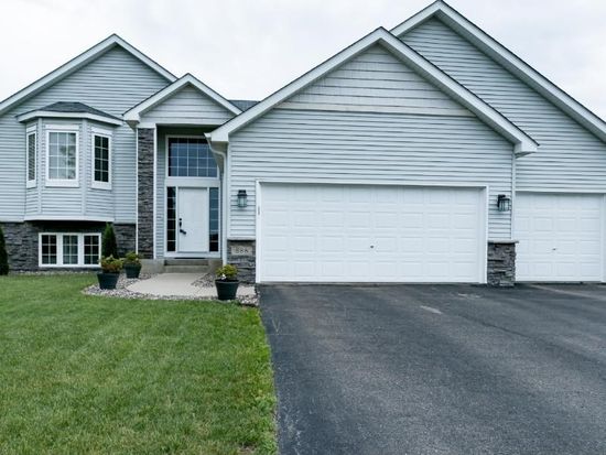 888 Forest Edge Dr, Jordan, MN 55352