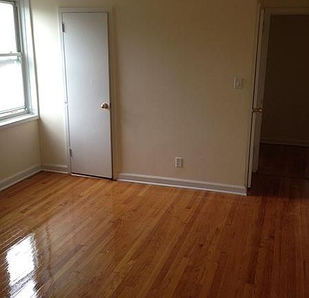 2nd image of 12005 Hillside Ave APT 3E