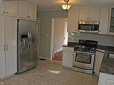 1st image of 157 Holman Ave #157