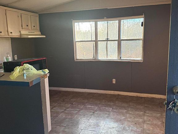 3rd image of 17 Coventry Rd