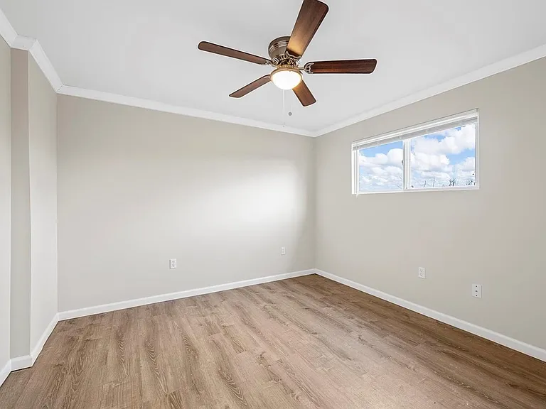 3398 High Ridge Blvd #10 — Photo 6