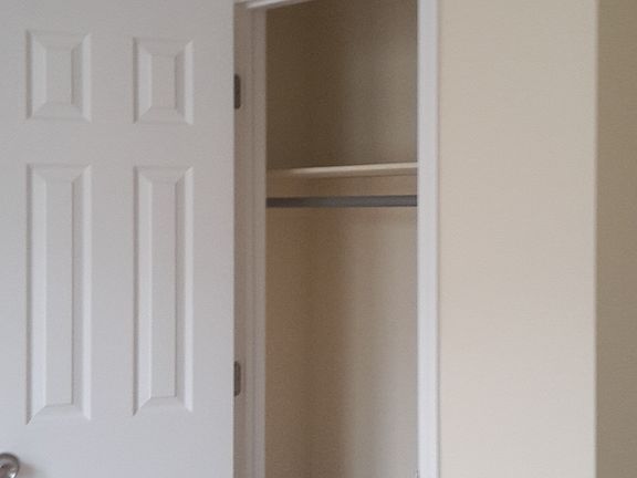 5th image of 2823 42nd St APT D3