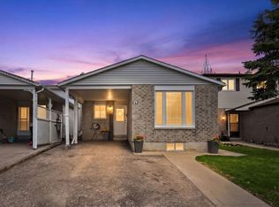 27 Longview Dr, Bradford West Gwillimbury, ON L3Z 2H4