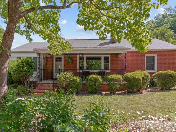 354 N Bost St, Statesville, NC 28677