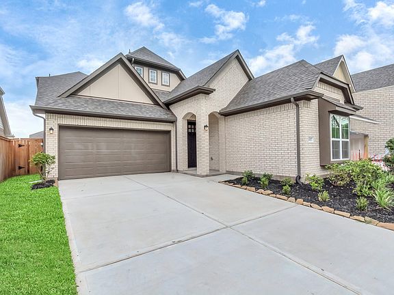 3rd image of 8915 Nature Park Dr