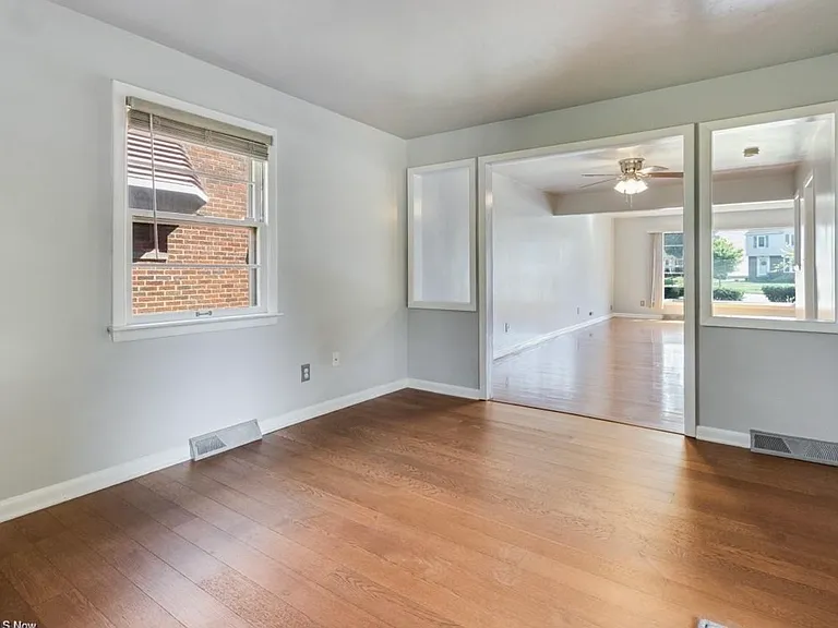 2348 Saybrook Rd — Photo 13
