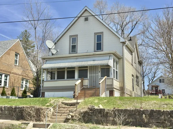 1126 16th St, Rockford, IL 61104