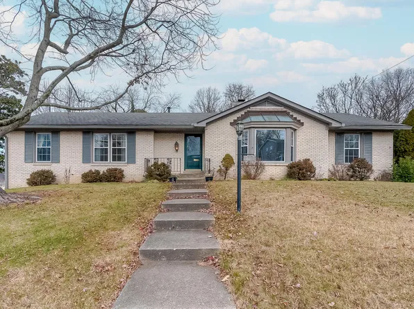 301 Melbourne Way, Lexington, KY 40502