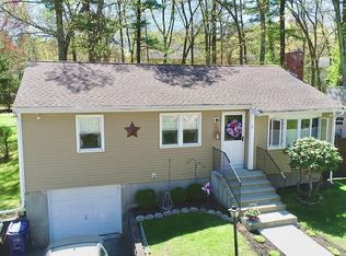 8 Cleveland Ave, Wilmington, MA 01887