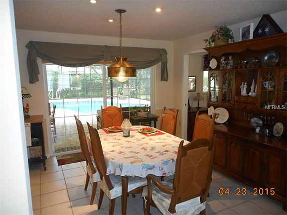 4th image of 1525 Brae Moor Ln